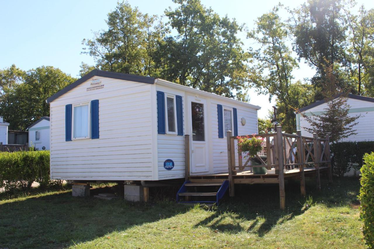 Camping Du Pontis Verteillac Zewnętrze zdjęcie