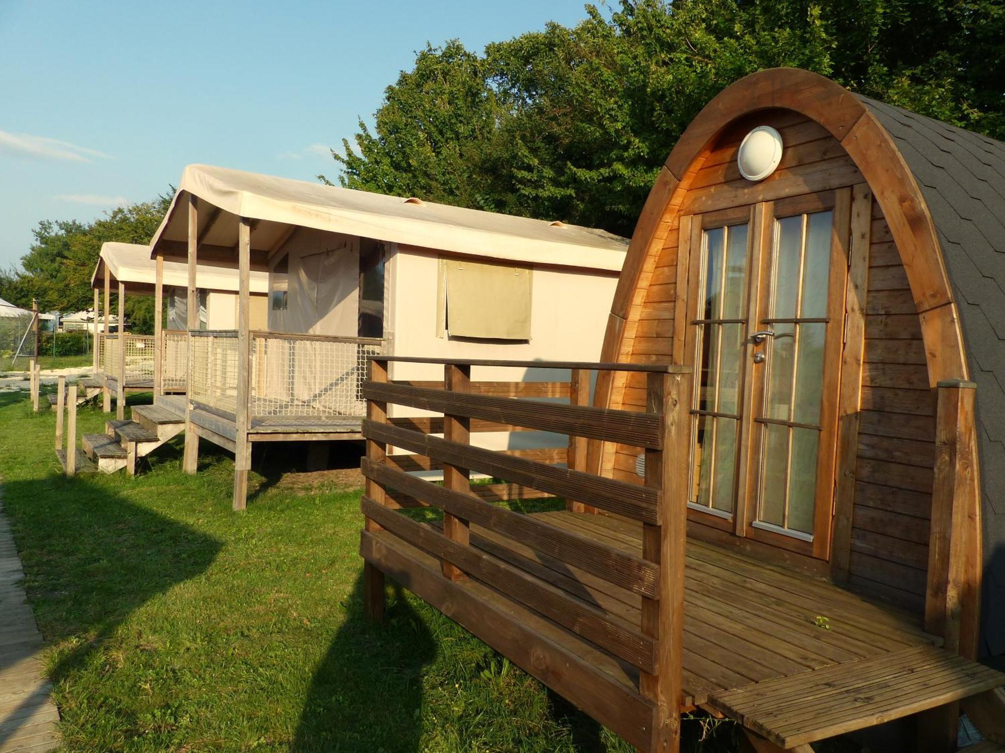 Camping Du Pontis Verteillac Zewnętrze zdjęcie