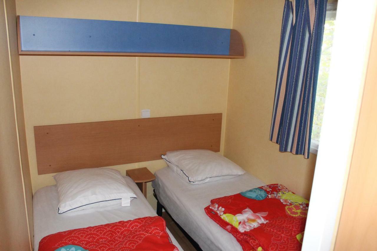 Camping Du Pontis Verteillac Zewnętrze zdjęcie