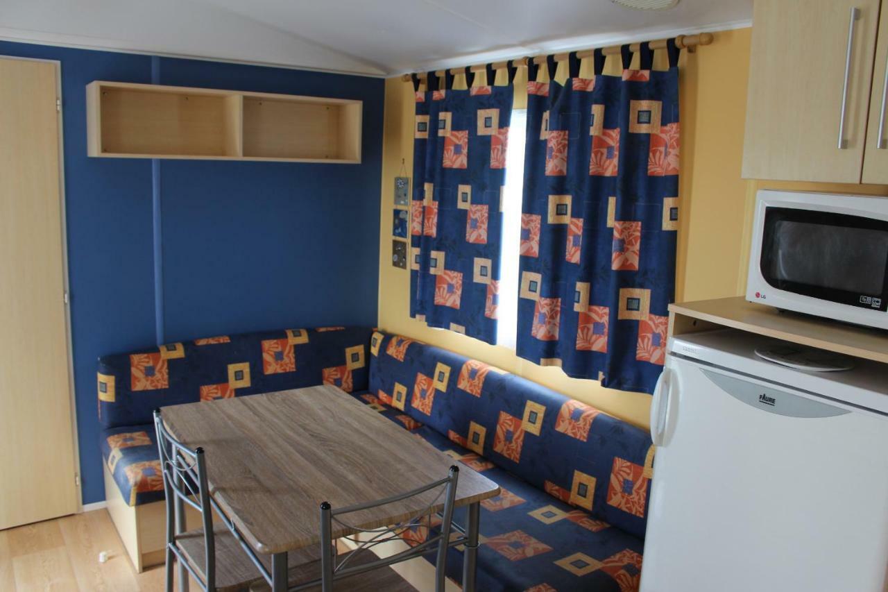 Camping Du Pontis Verteillac Zewnętrze zdjęcie