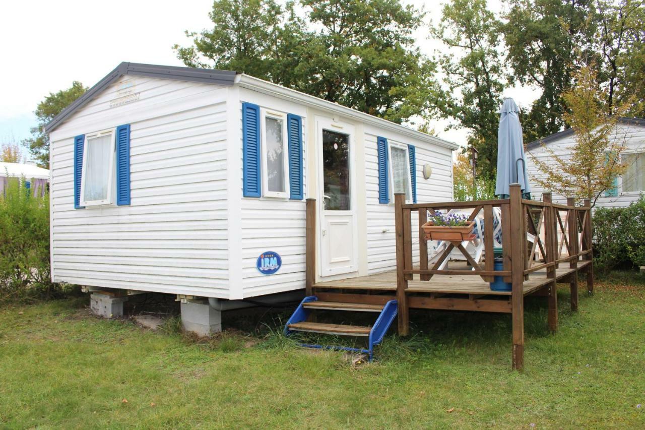 Camping Du Pontis Verteillac Zewnętrze zdjęcie