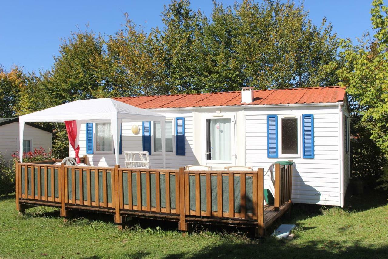Camping Du Pontis Verteillac Zewnętrze zdjęcie