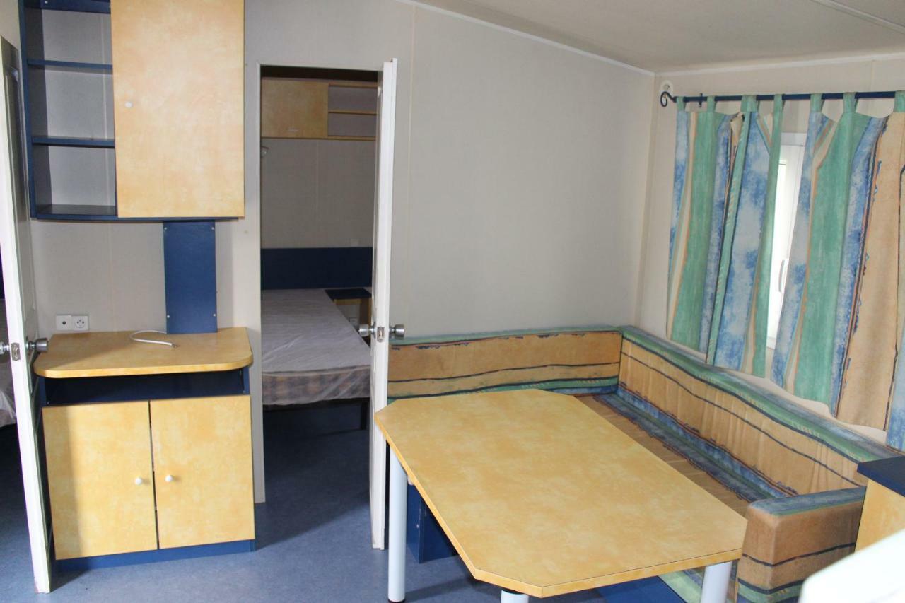 Camping Du Pontis Verteillac Zewnętrze zdjęcie